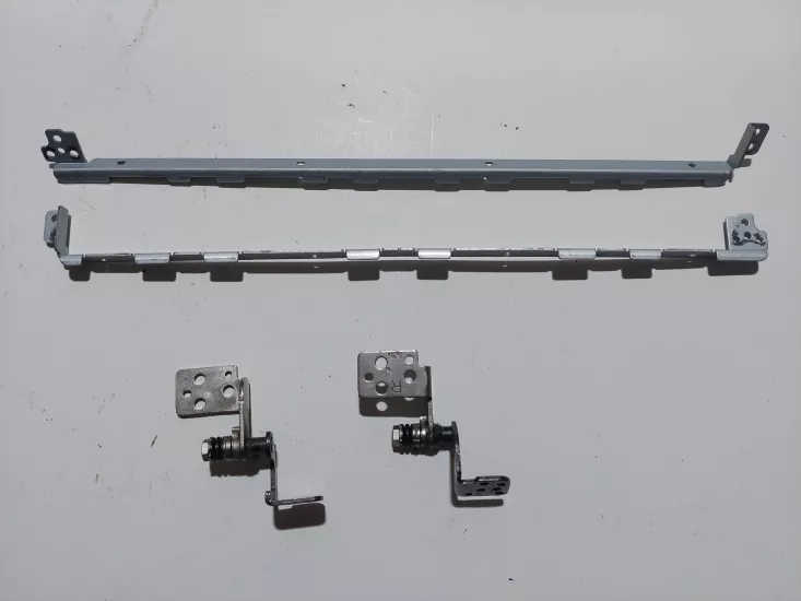 SONY PCG 81313M MBX243 SAĞ SOL Menteşe V081 110915/A 110829/F