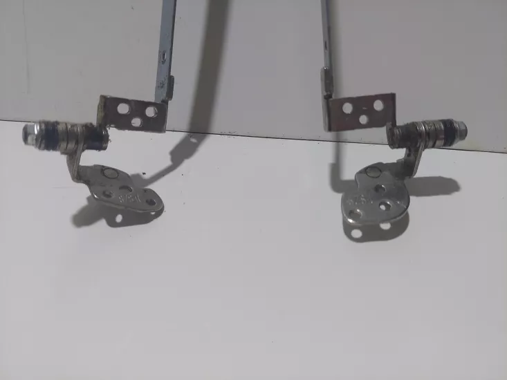 ACER ASPIRE 5732Z Sol ve Sağ Menteşe  AM06R000100 AM06R000200