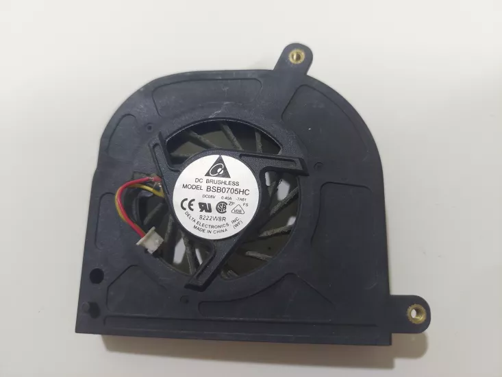 Toshiba P200 P200D P205 P205D X200 X205  CPU SOĞUTUCU Fanı BSB0705HC DFS531205PC0T ET017000700 BSB0705HC-7A61