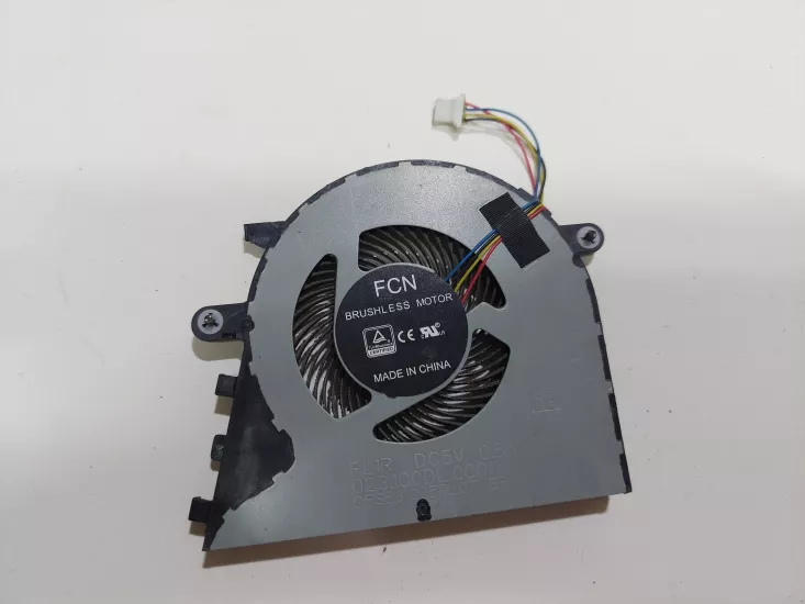 Lenovo V130-15IKB 81HN CPU FAN SOĞTUCU FCV023100DL0001