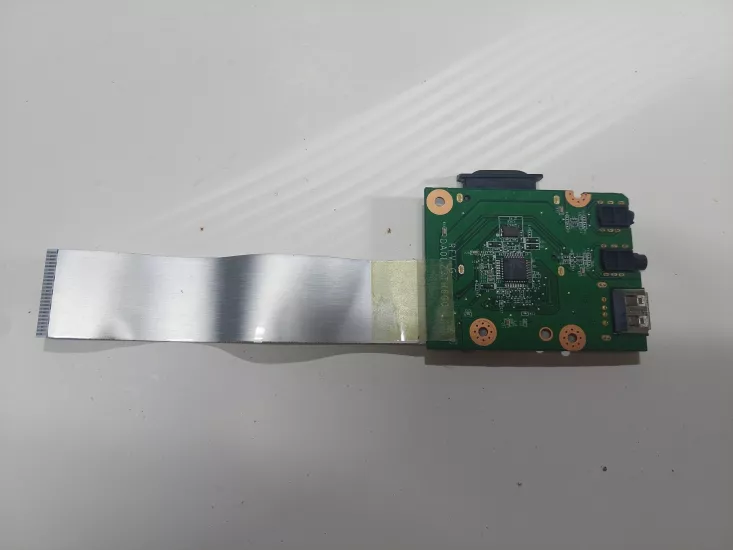Lenovo Ideapad Z580 Ses ve USB Bağlantı  Kartı DA0LZ3TH6F0 DA0LZ3TH6G0 