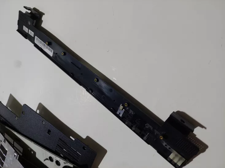 Acer Extensa 5635 Series Z ÜST PANEL KAPAK ZYE3AZR6KCTN102