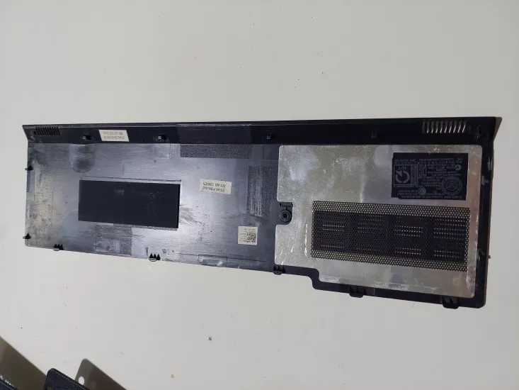  Dell Inspiron 15 3878 P40F, Inspiron 15 3000 Serisi Alt RAM HDD Bölmesi Kapağı 460.00H06.0003 0R2P7H CN-0R2P7H-77575