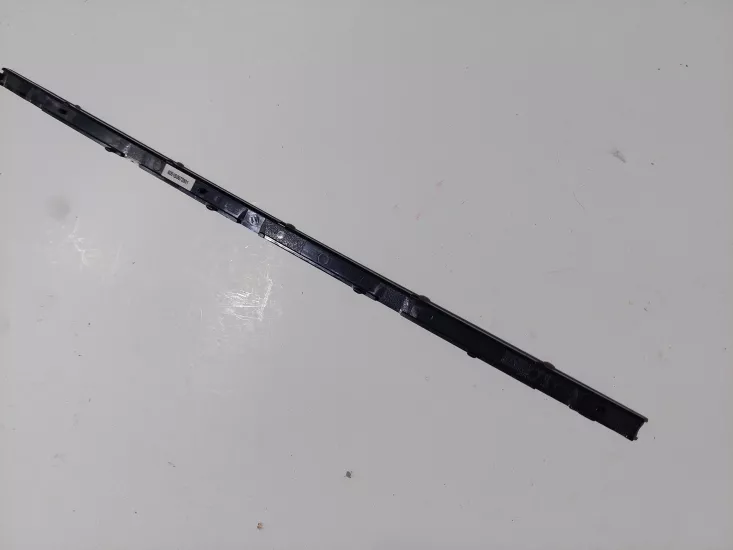 TOSHIBA SATELLITE C600 C600-C11B  ÜST KASA ÇITASI SERİSİ 6051B0673501