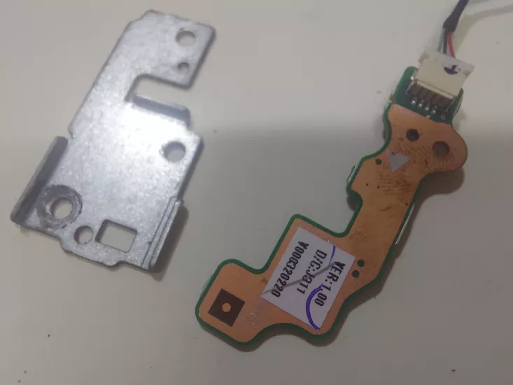  Toshiba Satellite C55 POWER BUTTON AÇMA TETİK TUŞU  V000320220