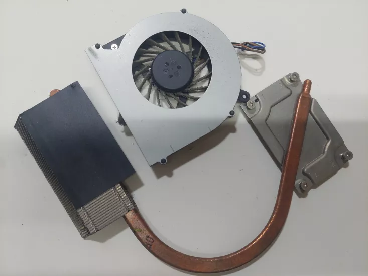  Toshiba Satellite C55  CPU FAN VE BAKIRI V000270050