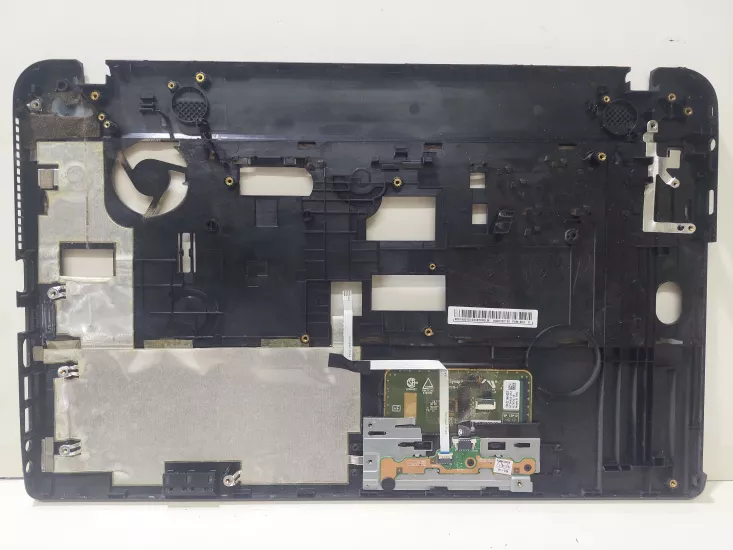 TOSHIBA Satellite C55D-A5380 ÜST KASA B0674801 / TOUCHPAD TM-01146-003