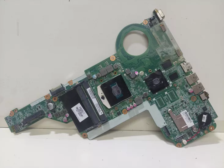 HP Pavilion DV7 R62 ANAKRT MAINBOARD IKINCIEL DA0R62MB6E1 // KPT46R62HSTP703A  / 720459-501