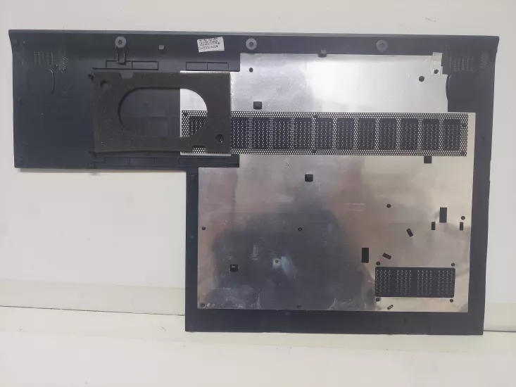 Lenovo Z50 ALT KASA KAPAK 631020100959B / LGLUPOYER5151RF /FAOTH000H00 / LNV7022329884